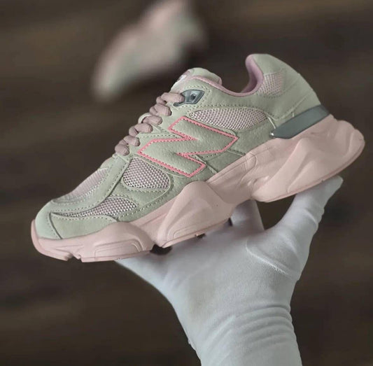 New Balance 9060 Rosa Gris