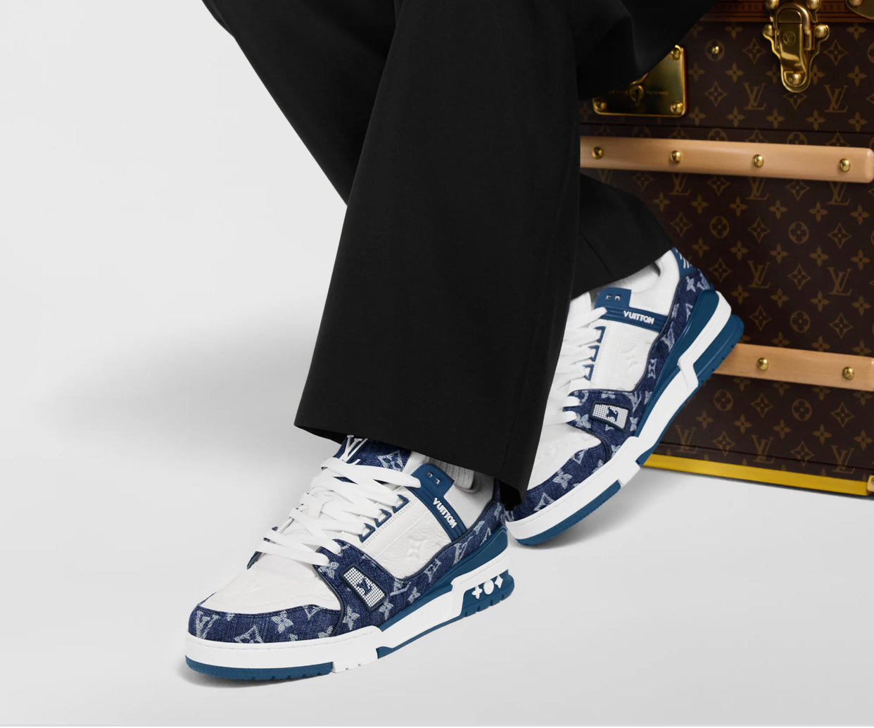 Louis vuitton azul con blanco