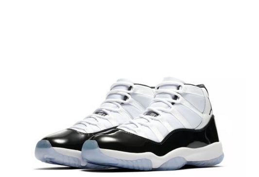 Jordan 11 retro blanco negro