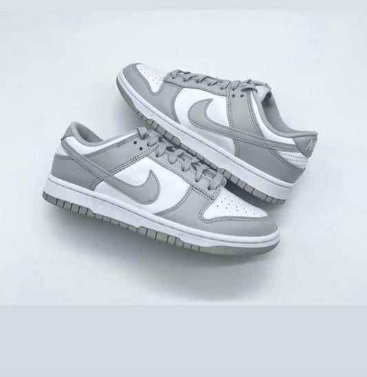 NIKE DUNK GRIS