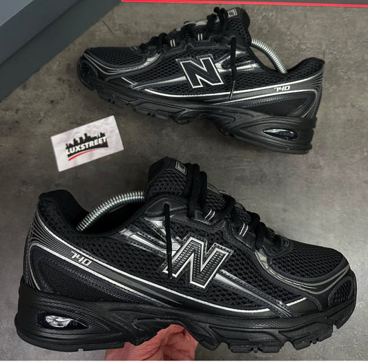 New balance 740 Negra