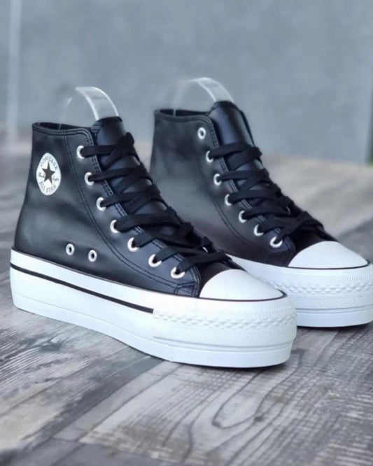 Converse Bota