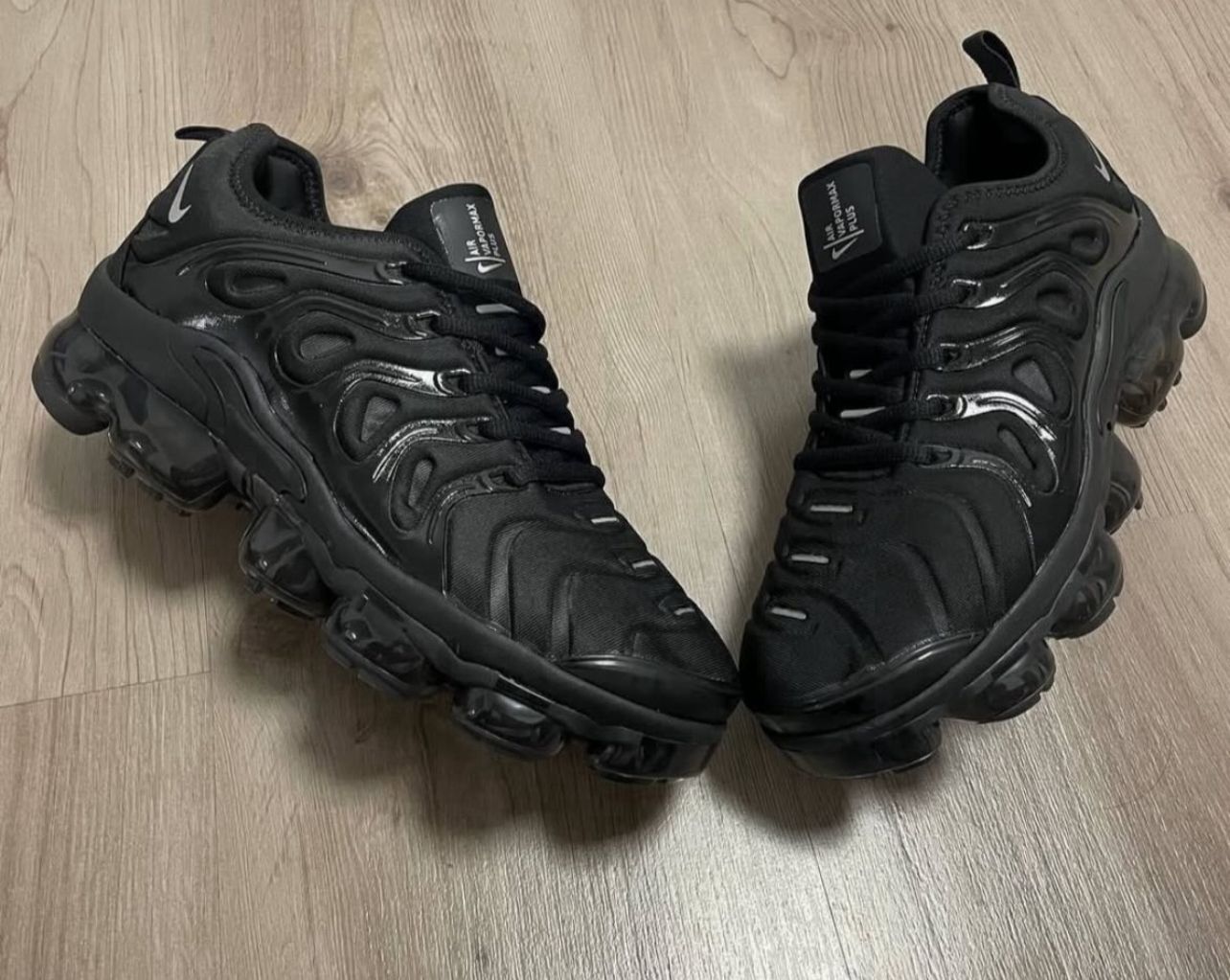 Vapormax Plus