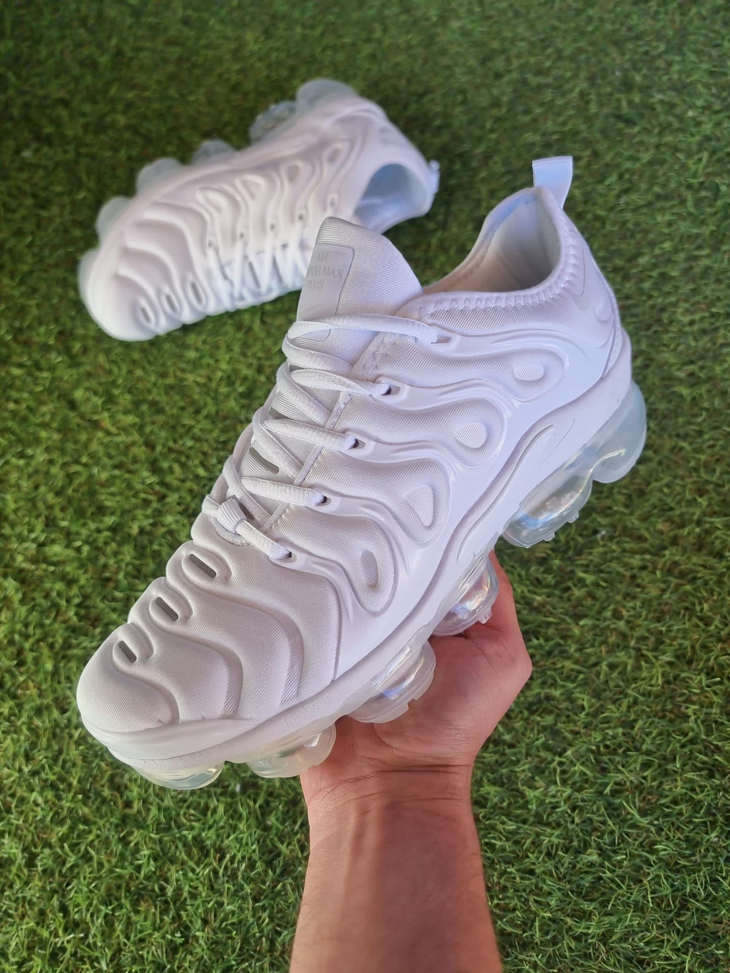 Vapormax plus blanca